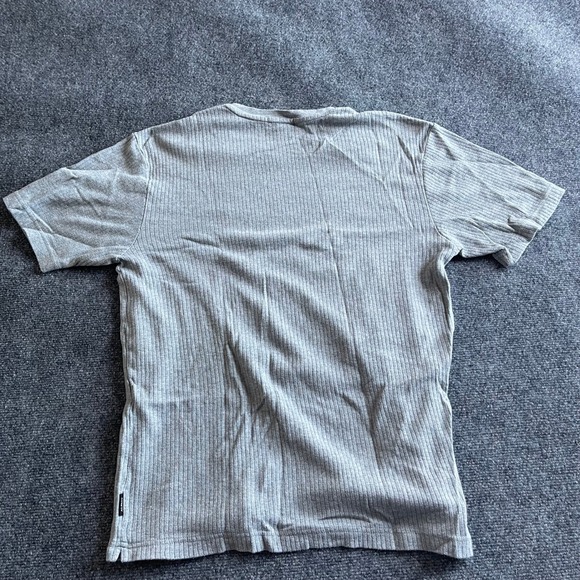 Alfani Mens Gray Ribbed V-Neck T-Shirt 100% Cotton Short Sleeve Size Large L - Picture 5 of 5